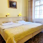 Ξενοδοχείο Metamorphis 4*