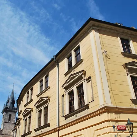 Metamorphis Hotel