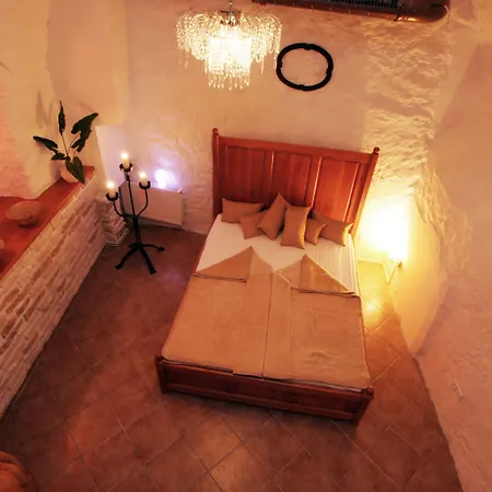Metamorphis Hotel