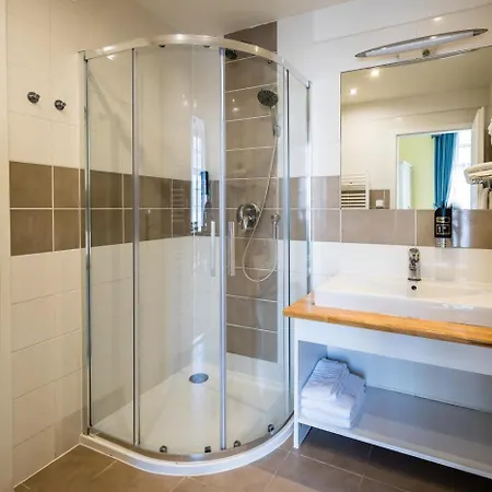 Hotel Metamorphis 4*